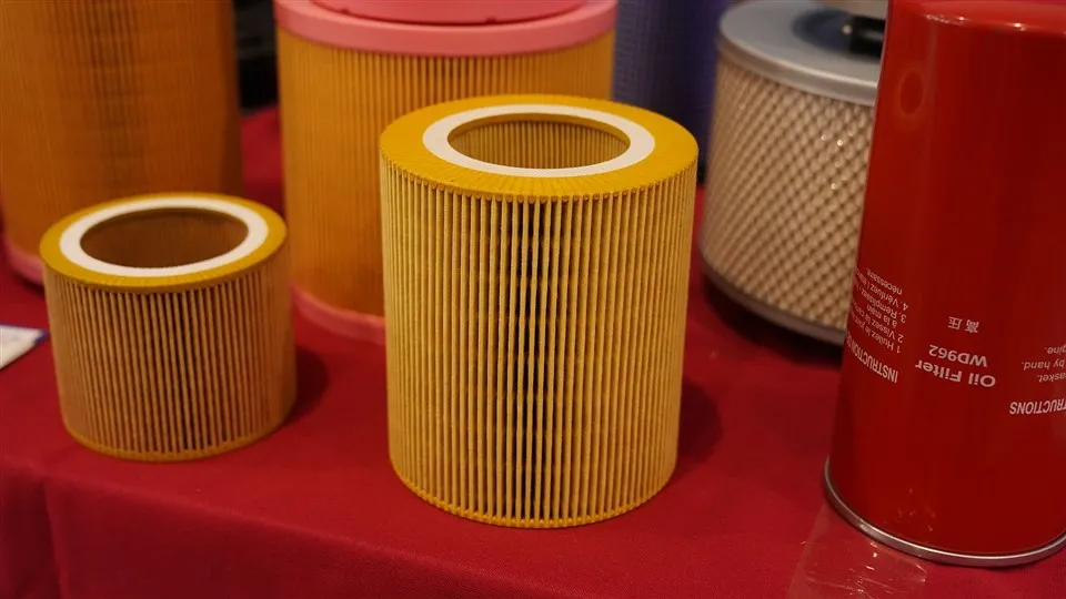 Filtre exclusive HEPA cu particule compuse și filtru de cărbune activat pentru purificatorul de aer Electrolux A3