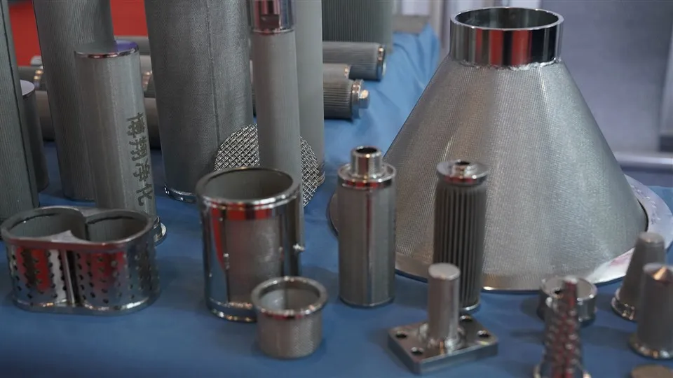 Element de filtrare cu plasă sinterizată