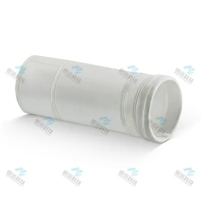 Filtru de îndepărtare a prafului acoperit cu membrană